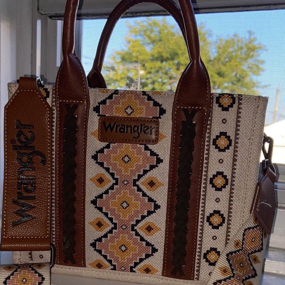 Wrangler Geometric Tan and Brown Tote
